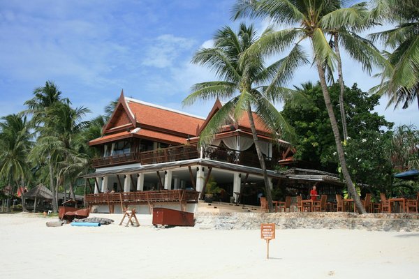 Évasion Fluviale : Offrez-vous un Week-end inoubliable à Bord d'une Péniche